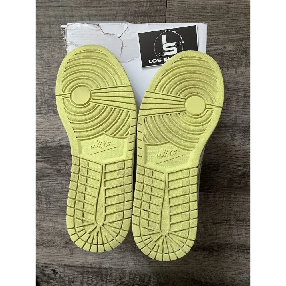 Size 10W -‎ Air Jordan 1 Low Limelight W(DH9619-103) - Picture 5 of 5